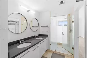 90 SW 3rd St, Miami, FL 33130 - Photo 23