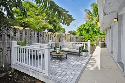 241 NW 40th St #4, Oakland Park, FL 33309 - Photo 7