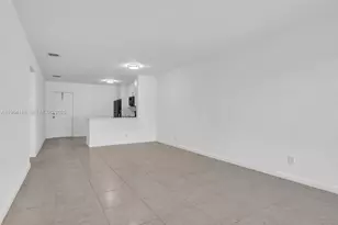 241 NW 40th St, Oakland Park, FL 33309 - Photo 7