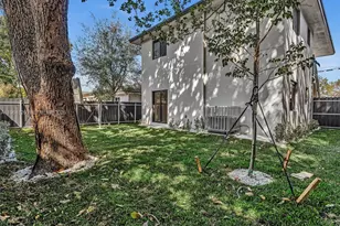 1840 NW 63rd St, Miami, FL 33147 - Photo 11