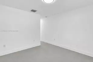 1836 NW 63rd St, Miami, FL 33147 - Photo 11