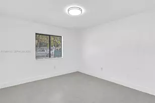 1836 NW 63rd St, Miami, FL 33147 - Photo 15