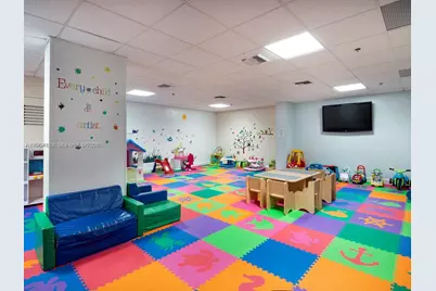 540 Brickell Key Dr #1504, Miami, FL 33131 - Photo 19