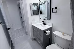 15102 NW 7th Ct, Pembroke Pines, FL 33028 - Photo 27