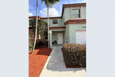 15102 NW 7th Ct, Pembroke Pines, FL 33028 - Photo 1