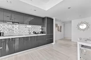 1451 Brickell Ave, Miami, FL 33131 - Photo 5