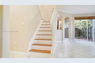 5486 NW 112th Path #5486, Doral, FL 33178 - Photo 9