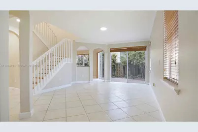5486 NW 112th Path #5486, Doral, FL 33178 - Photo 5