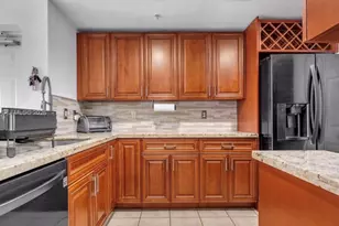 6440 NW 114th Ave, Doral, FL 33178 - Photo 11