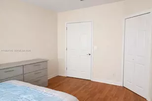 5724 NW 112th Pl, Doral, FL 33178 - Photo 5