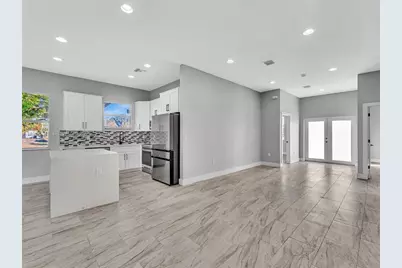 803 20th N St, Fort Pierce, FL 34950 - Photo 7