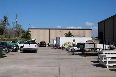 5271 US Hwy 441 SE, Okeechobee, FL 34974 - Photo 9