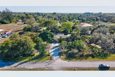 16244 E Grand National Dr, Loxahatchee, FL 33470 - Photo 35