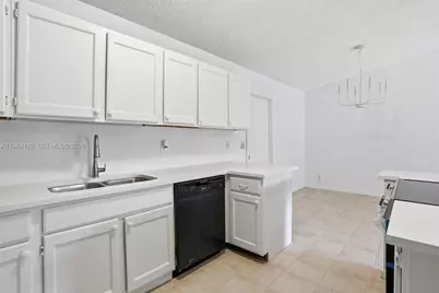 16244 E Grand National Dr, Loxahatchee, FL 33470 - Photo 27