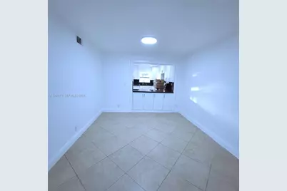 3920 Woodside Dr #8, Coral Springs, FL 33065 - Photo 7