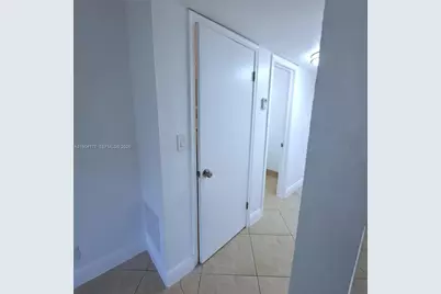 3920 Woodside Dr #8, Coral Springs, FL 33065 - Photo 11