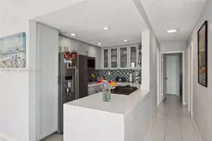 2201 Brickell Ave, Miami, FL 33129 - Photo 15