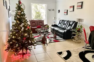 819 SW 147th Ave, Pembroke Pines, FL 33027 - Photo 13