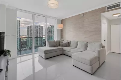 31 SE 5th St #3419, Miami, FL 33131 - Photo 11