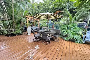 1115 Meridian Ave, Miami Beach, FL 33139 - Photo 13