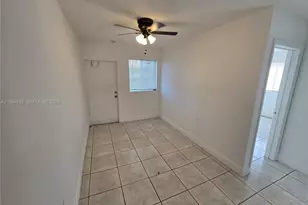 535 NW 7th St, Miami, FL 33136 - Photo 7