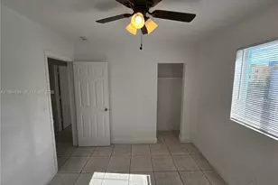 535 NW 7th St, Miami, FL 33136 - Photo 15