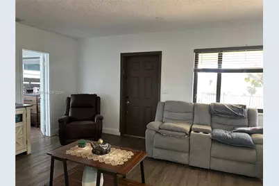 991 E 47th St, Hialeah, FL 33013 - Photo 23