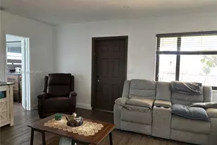 991 E 47th St, Hialeah, FL 33013 - Photo 23