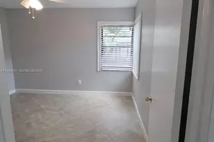 22335 Palomita Dr, Boca Raton, FL 33428 - Photo 9