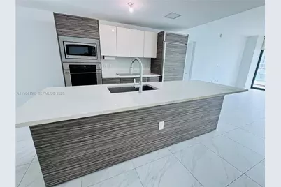 460 NE 28th St #1602, Miami, FL 33137 - Photo 3