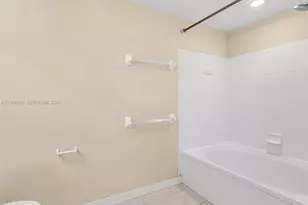 60 Key W Ct, Weston, FL 33326 - Photo 37