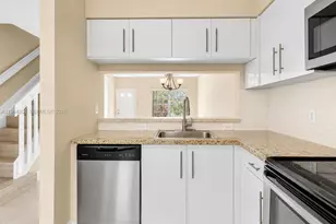 60 Key W Ct, Weston, FL 33326 - Photo 7