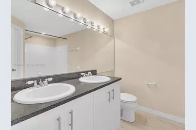 60 Key West Ct #60, Weston, FL 33326 - Photo 25