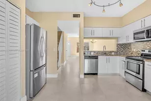 60 Key W Ct, Weston, FL 33326 - Photo 9