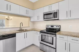 60 Key W Ct, Weston, FL 33326 - Photo 3