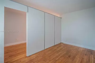 7325 Carlyle Ave #8, Miami Beach, FL 33141 - Photo 15