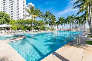 1425 Brickell Ave, Miami, FL 33131 - Photo 21