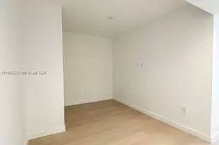 9201 E Bay Harbor Dr, Bay Harbor Islands, FL 33154 - Photo 9