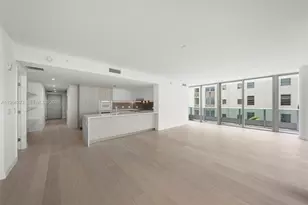 9201 E Bay Harbor Dr, Bay Harbor Islands, FL 33154 - Photo 9