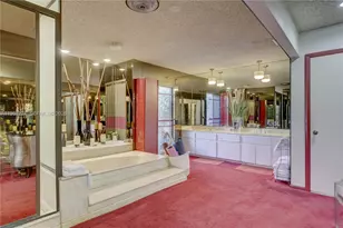 913 Diplomat Pkwy, Hallandale Beach, FL 33009 - Photo 11