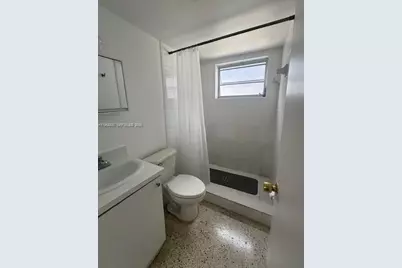 644 SW 10th St #2, Miami, FL 33130 - Photo 13