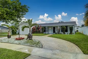 4917 W Park Rd, Hollywood, FL 33021 - Photo 3