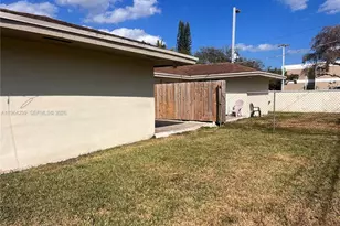 5782 SW 61st St, Miami, FL 33143 - Photo 3