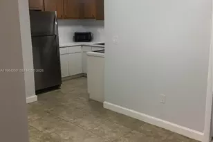 5782 SW 61st St, Miami, FL 33143 - Photo 9