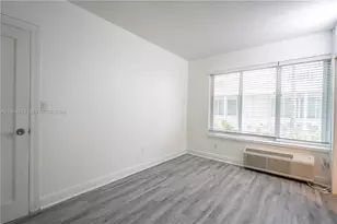 7325 Carlyle Ave, Miami Beach, FL 33141 - Photo 7