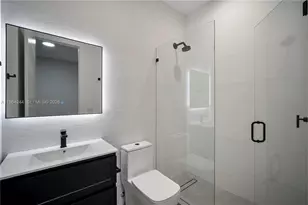 2962 W Trade Ave, Coconut Grove, FL 33133 - Photo 9