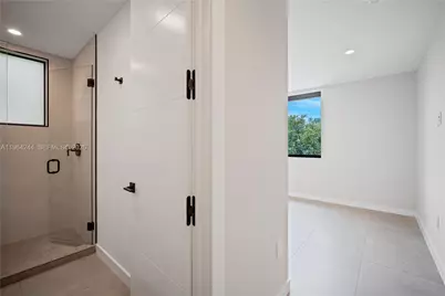 2962 W Trade Ave, Coconut Grove, FL 33133 - Photo 37