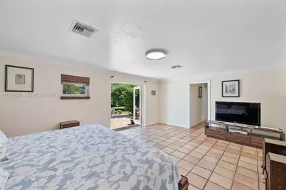 761 NE 95th St, Miami Shores, FL 33138 - Photo 31
