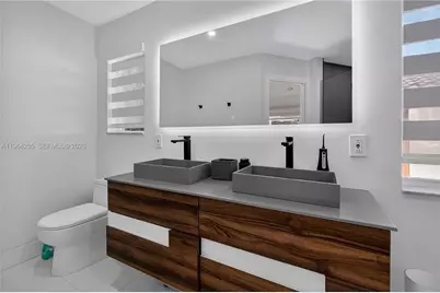 160 SW 206th Ave, Pembroke Pines, FL 33029 - Photo 19