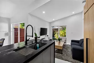 160 SW 206th Ave, Pembroke Pines, FL 33029 - Photo 13